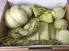 Load image into Gallery viewer, Maker's Box- Poinsettia